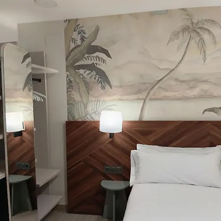 Welcome Hotel 3*